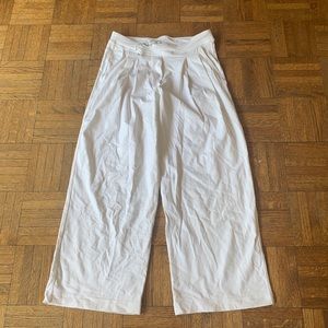 Lulu White flare pants size 2